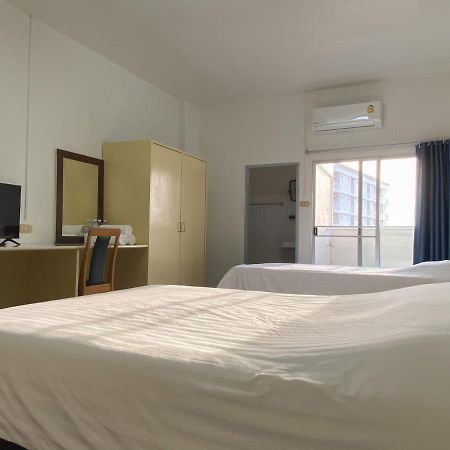 Monta Apartment Bang Saen Ngoại thất bức ảnh