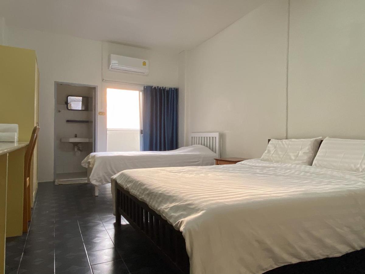 Monta Apartment Bang Saen Ngoại thất bức ảnh